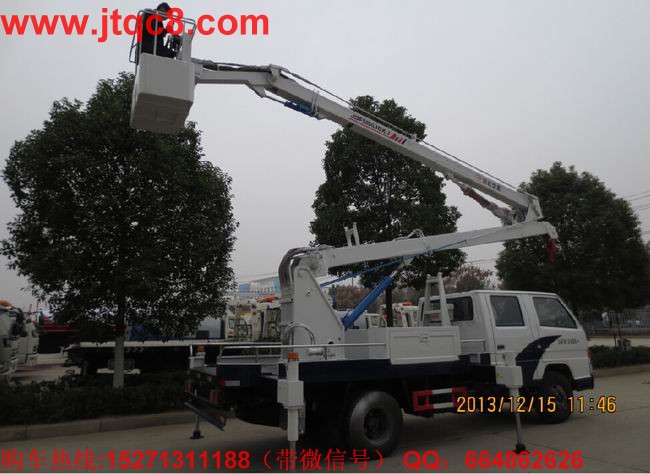 升降車一路領(lǐng)先 搶抓機遇拓市場